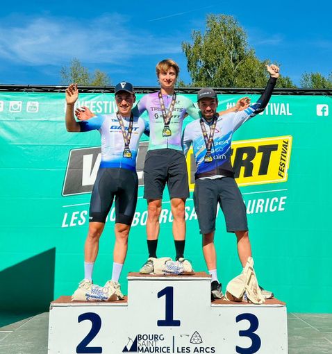 Ciclismo: Alessandro Saravalle trionfa nella Mythic Chrono in Francia Ciclismo: Alessandro Saravalle trionfa nella Mythic Chrono in Francia