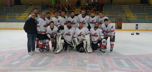 Hockey ghiaccio: Hl 1; Di misura ma i Gladiators superano il Real Torino Hockey ghiaccio: Hl 1; Di misura ma i Gladiators superano il Real Torino