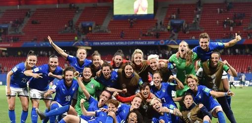 La prima sconfitta non fa male: vince il Brasile, ma l’Italia vola da prima agli Ottavi La prima sconfitta non fa male: vince il Brasile, ma l’Italia vola da prima agli Ottavi