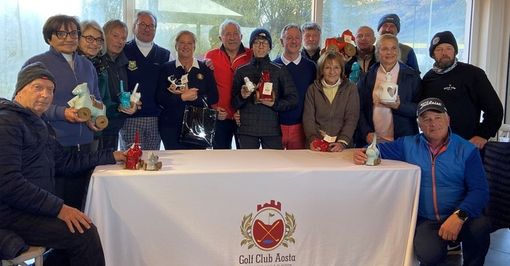 Da sinistra: Marino Palenni, Antonietta Mestieri, Simonetta Manotti, Dario Martignene, il consigliere Edi Avoyer, Anna Perino, il vice Presidente Dario Comè, Federico Subet, il Presidente Ennio Subet, Suzy Cuneaz, il vincitore della gara Dario Borney, Fabrizio Sciocchetti, Claudia Concetta Zambon, Fabio Perino, Ivo Letey e Giovanni Vulcano