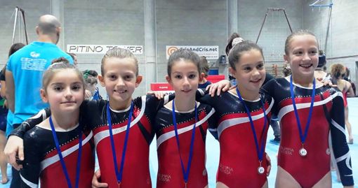 Ginevra Grosso, Abigail Martinet, Marta Nieroz, Desirée Bieller e Claire Savoye