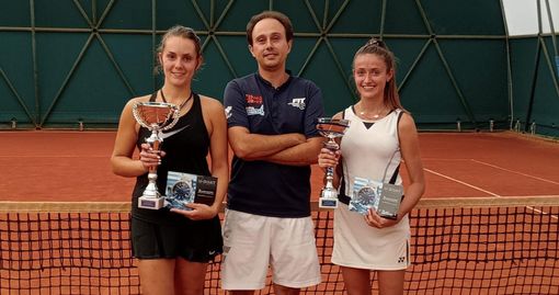 A destra Corinne Cornaz A destra Corinne Cornaz