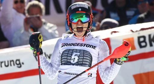 BRIGNONE 10 E LODE: PER IL TERZO ANNO CONSECUTIVO VINCE LA COMBINATA DI CRANS MONTANA. CON IL MIGLIOR TEMPO IN DISCESA BRIGNONE 10 E LODE: PER IL TERZO ANNO CONSECUTIVO VINCE LA COMBINATA DI CRANS MONTANA. CON IL MIGLIOR TEMPO IN DISCESA