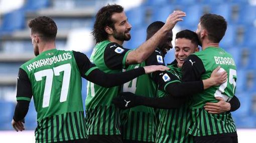 Calcio: Dal 2022-2023 in Serie A vietate le maglie verdi Calcio: Dal 2022-2023 in Serie A vietate le maglie verdi