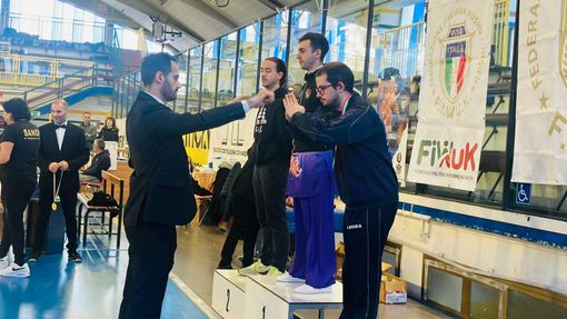 Gabriele Falco sul podio Gabriele Falco sul podio