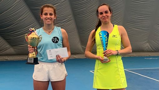 Alice Paonessa in azione e durante la premiazione. Alice Paonessa in azione e durante la premiazione.