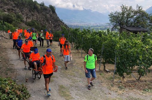 Trail: In 30 alla prima tappa del Tor d’Antan, tra Sarre e Aymavilles le emozioni della scoperta un passo dietro l’altro Trail: In 30 alla prima tappa del Tor d’Antan, tra Sarre e Aymavilles le emozioni della scoperta un passo dietro l’altro