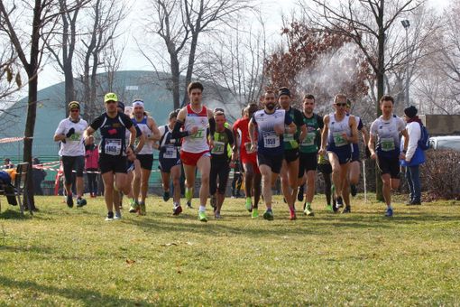 Foto di repertorio di un partenza maschile agli Assoluti Foto di repertorio di un partenza maschile agli Assoluti