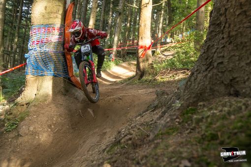 Alessandro Levra in azione; sotto i podi di Fabio e Alessandro Levra Alessandro Levra in azione; sotto i podi di Fabio e Alessandro Levra