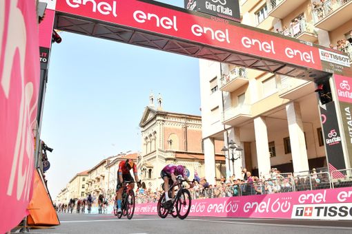 La sassata di Démare a Matera La sassata di Démare a Matera