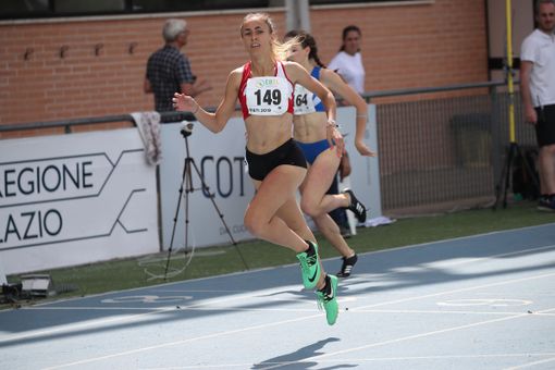 Eleonora Foudraz in un arrivo dei 400 metri. Eleonora Foudraz in un arrivo dei 400 metri.