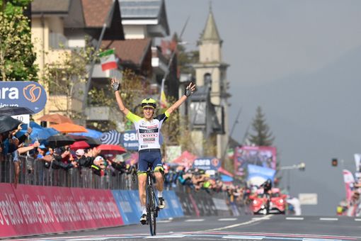 GIRO D'ITALIA: JAN HIRT VINCE LA SEDICESIMA TAPPA DEL GIRO D’ITALIA