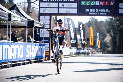 Ciclismo: Gabriel Borre si aggiudica la gara e la maglia di Leader degli Internazionali D'Italia