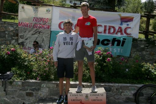 Wladimir Cuaz e Luciano Martinet, premio primo assoluto Cicli Lucchini con il Trofeo Mirko Bechon, premio per società Wladimir Cuaz e Luciano Martinet, premio primo assoluto Cicli Lucchini con il Trofeo Mirko Bechon, premio per società