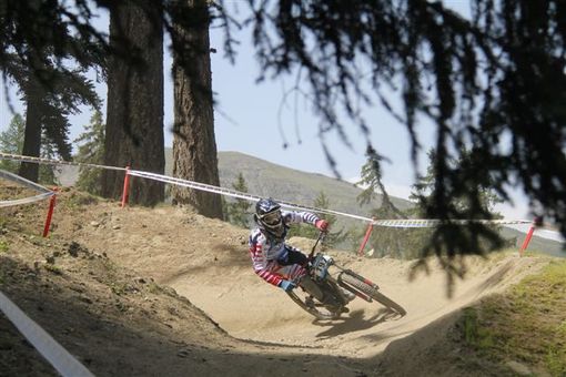 Ciclismo: Downhill, a Pila tornano i Campionati europei giovani Ciclismo: Downhill, a Pila tornano i Campionati europei giovani