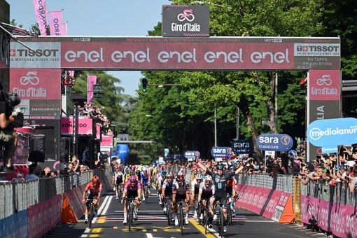 GIRO D'ITALIA: DAINESE, NELLA CITTA' DEL TRICOLORE PRIMO SQUILLO ITALIANO