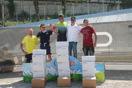 Ciclismo: Allo svizzero Arnaud Tissieres e alla cuneese Samantha Arnaudo la Granfondo Internazionale Torino Motovelodromo Fausto Coppi