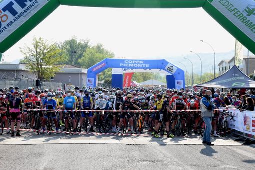 Ciclismo: La Gran Fondo Tre Valli Varesine Eolo chiude l'edizione 2021 del circuito Coppa Piemonte Ciclismo: La Gran Fondo Tre Valli Varesine Eolo chiude l'edizione 2021 del circuito Coppa Piemonte