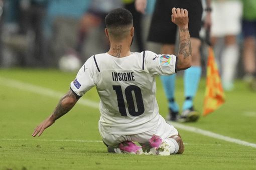 E' FATTA L'ITALIA IN SEMIFINALE E' FATTA L'ITALIA IN SEMIFINALE