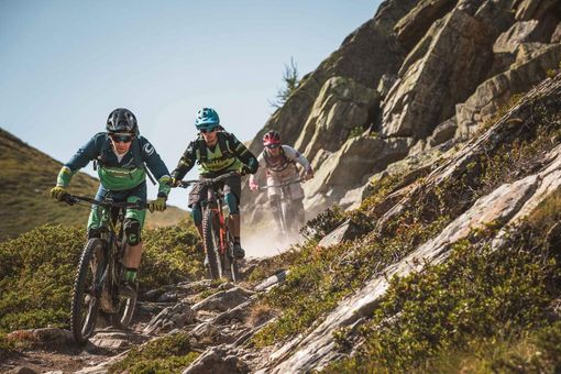 Ciclismo: Courmayeur celebra l'eco-bike con Marco Aurelio Fontana Ciclismo: Courmayeur celebra l'eco-bike con Marco Aurelio Fontana