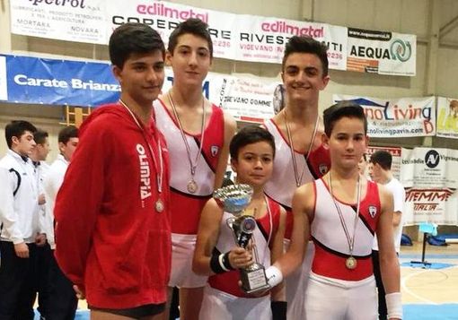 La squadra maschile LE Open: Gabriele Lupieri, Tommaso Morra Di Cella, Alessandro Ledda, Ruben Vitulli e Lorenzo Mattana La squadra maschile LE Open: Gabriele Lupieri, Tommaso Morra Di Cella, Alessandro Ledda, Ruben Vitulli e Lorenzo Mattana