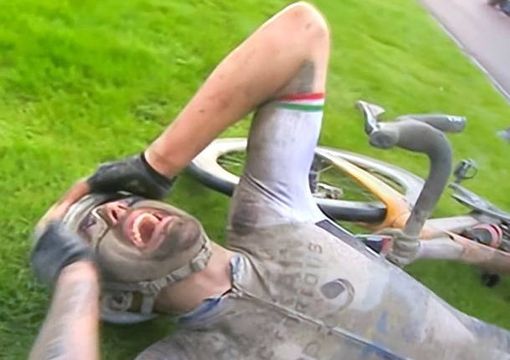 Parigi-Roubaix: trionfa Sonny Colbrelli Parigi-Roubaix: trionfa Sonny Colbrelli