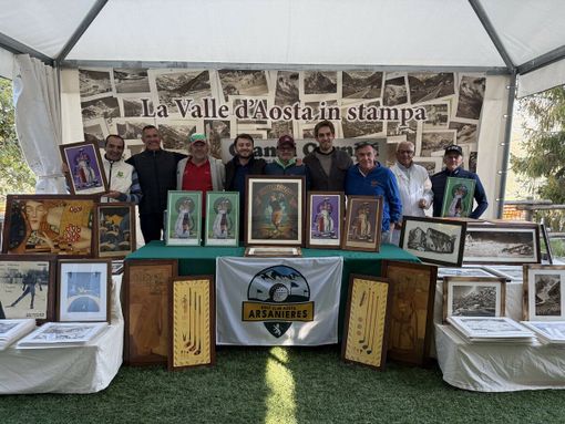 Nella foto da sinistra: Massimo Scopacasa, Manuel Barrel, Marco Lambert, Andrea Succi, Paolo Bringhen, Niccolò Lo Giudice, Emilio Bionaz, Gianni Tomassoni(Sponsor), Carlo Cerise