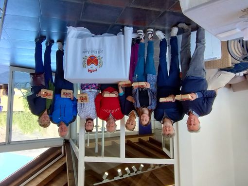 Da sinistra: Guido Nieroz, Dario Borney, Michelle Avoyer, Roberta Bolla, Dario Comè Da sinistra: Guido Nieroz, Dario Borney, Michelle Avoyer, Roberta Bolla, Dario Comè