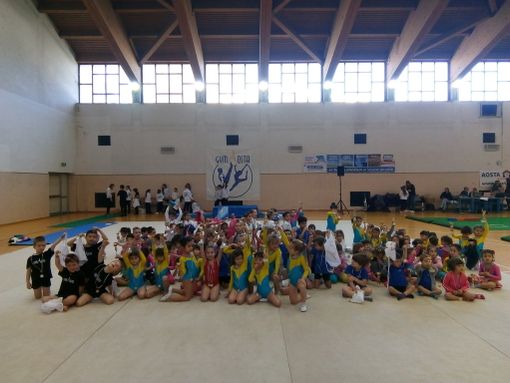 Ginnastica: La carica dei 250 alla 'soviale' Csain della Gym Aosta (FOTO GALLERIA)