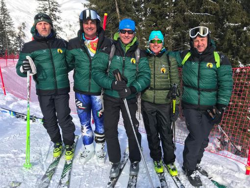 La squadra dei guardaparco, da sinistra Alberto Peracino (fondo), Mattia Colombo (discesa), Stefano Cerise (Ispettore Comitato promotore), Raffaella Miravalle (salita), Stefano Borney (tiro) La squadra dei guardaparco, da sinistra Alberto Peracino (fondo), Mattia Colombo (discesa), Stefano Cerise (Ispettore Comitato promotore), Raffaella Miravalle (salita), Stefano Borney (tiro)