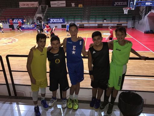 Basket: Eteila Esordienti e Sarre U13 in campo al BBall di Collegno Basket: Eteila Esordienti e Sarre U13 in campo al BBall di Collegno