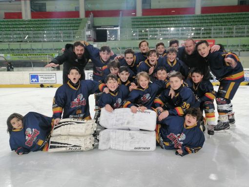 Hochey ghiaccio: Gladiators ai quarti finali campionato italiano U13
