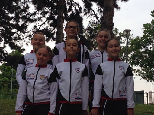 Il gruppo Bianche dell'Olimpia Il gruppo Bianche dell'Olimpia