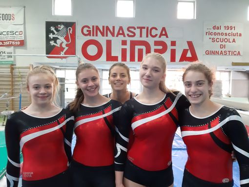 Vittoria Ramanzin, Serena Ramanzin, Asya Rosset, Nicole Sammartino e Sofia Chiumello