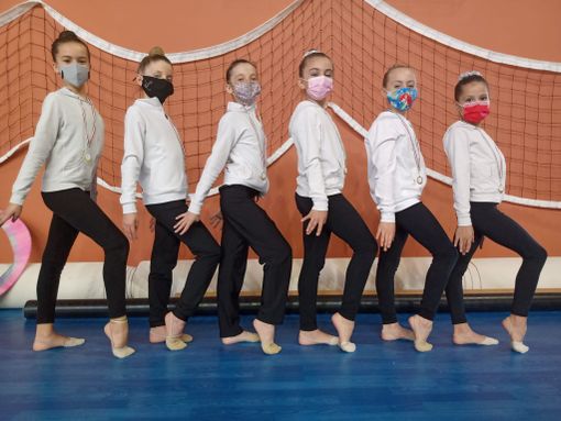 Da sn Letizia Bochicchio, Martina Crisopulli, Emilie Marcellan Da sn Letizia Bochicchio, Martina Crisopulli, Emilie Marcellan