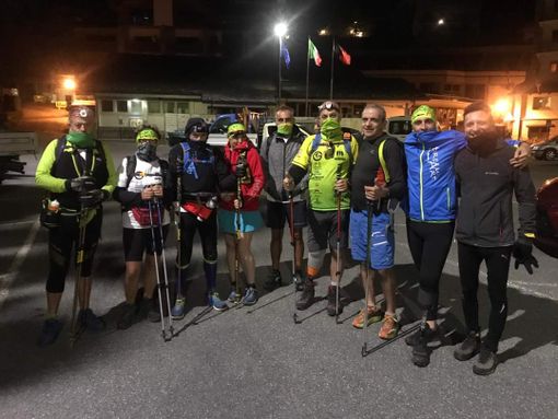 Bruno Brunod con gli atleti del Tor in Gamba Bruno Brunod con gli atleti del Tor in Gamba