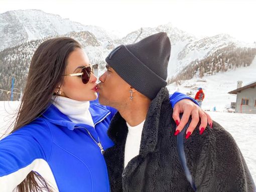 La foto postata da Douglas Costa