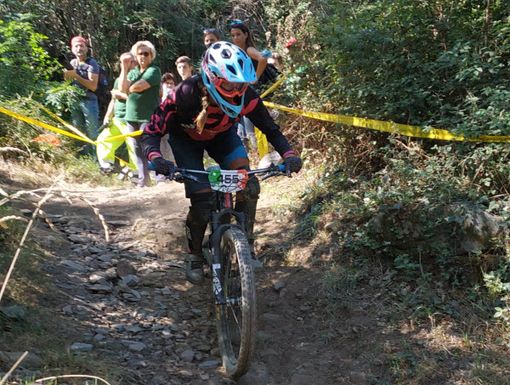 Ciclismo: Sophie Riva oro, Michel Angelini bronzo agli italiani di Calci Ciclismo: Sophie Riva oro, Michel Angelini bronzo agli italiani di Calci