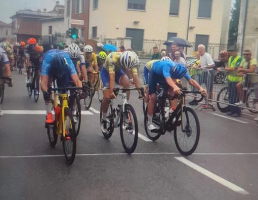 Ciclismo: Mattia Agostinacchio sul podio della Coppa Gonfalone a Fara Gera d'Adda Ciclismo: Mattia Agostinacchio sul podio della Coppa Gonfalone a Fara Gera d'Adda