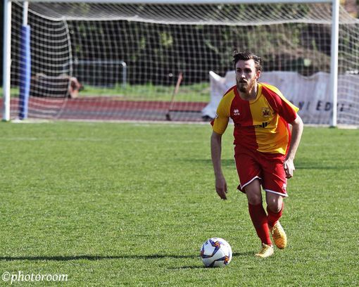 Jean Marc Favre in azione,; da oggi vestirà la maglia rossonera dell'Aygreville Jean Marc Favre in azione,; da oggi vestirà la maglia rossonera dell'Aygreville