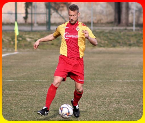 Gabriele Quitadamo con la maglia del Bra (foto di Andrea Lusso) Gabriele Quitadamo con la maglia del Bra (foto di Andrea Lusso)