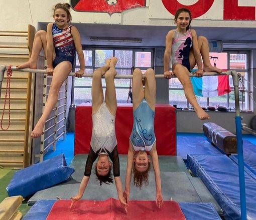 Le Allieve Annie Desandré, Marta Nieroz, Abigail Martinet e Gaia Petrera Le Allieve Annie Desandré, Marta Nieroz, Abigail Martinet e Gaia Petrera