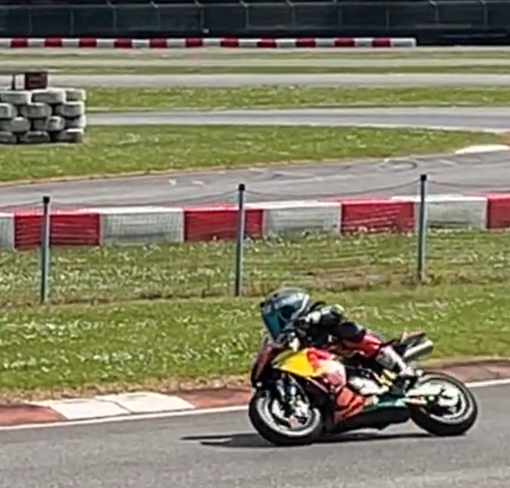 Tomas David esordisce nel Lignano Circuit di Sabbiadoro al CNV con la Ohvale 160cc del Team Alemotocorse