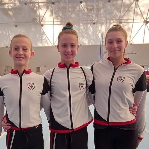 Abigail Martinet, Claire Savoye e Sophie Graziano
