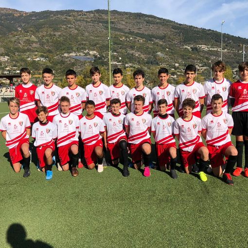 La formazione: ASD Aygreville Calcio – Giovanissimi 2005: AULETTA Edoardo, BETEMPS Julien, CHIANESE Flavio, CUC Tommaso, ESQUISITO Alessio, FOSSON Francesco, GOBBO Tommaso, HENRY Andre', IACOBUCCI Daniel, MENDEZ Emanuel, MONEY Iacopo, NASTASI Giuseppe, PAICO VARGAS Juan Mattia, PELLU Andre', POZZAN Davide, RAO Alessandro, REY Simone, ROSSI Federico, SABATINO Ryan. Mister: Nicola Turato