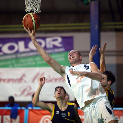 Basket: Serie D; Eteila Chez Drink vince ancora ed è capolista