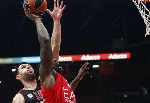 Impresa dell'EA7 in Eurolega