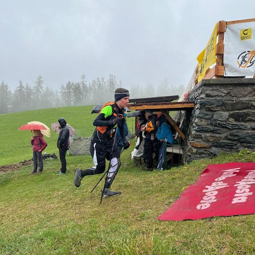 Vertical Champepraz - Giulia Framarin trionfa nella categoria F15-17 della Soirée Vertikal “La Balade Du Parc”