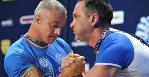 Ermes Paganin (a sn) in un'immagine di repertorio