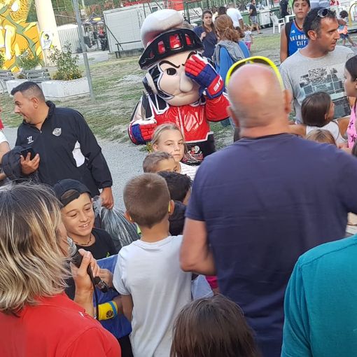 Hockey ghiaccio: Alla Festa dello sport di Sarre protagonista il puck